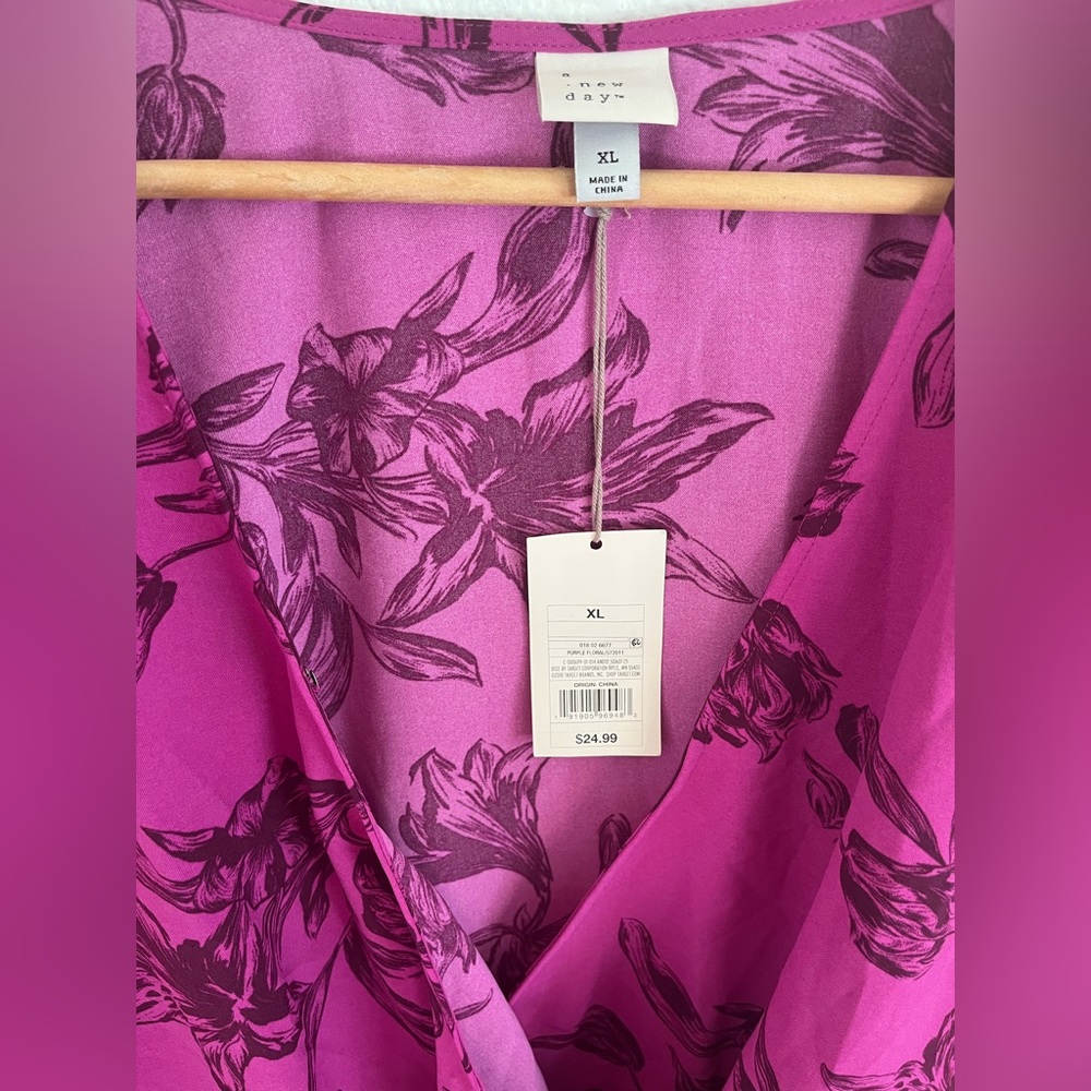 A New Day Purple Floral Puff Long Sleeve Cropped Wrap Top XL - Picture 7 of 11